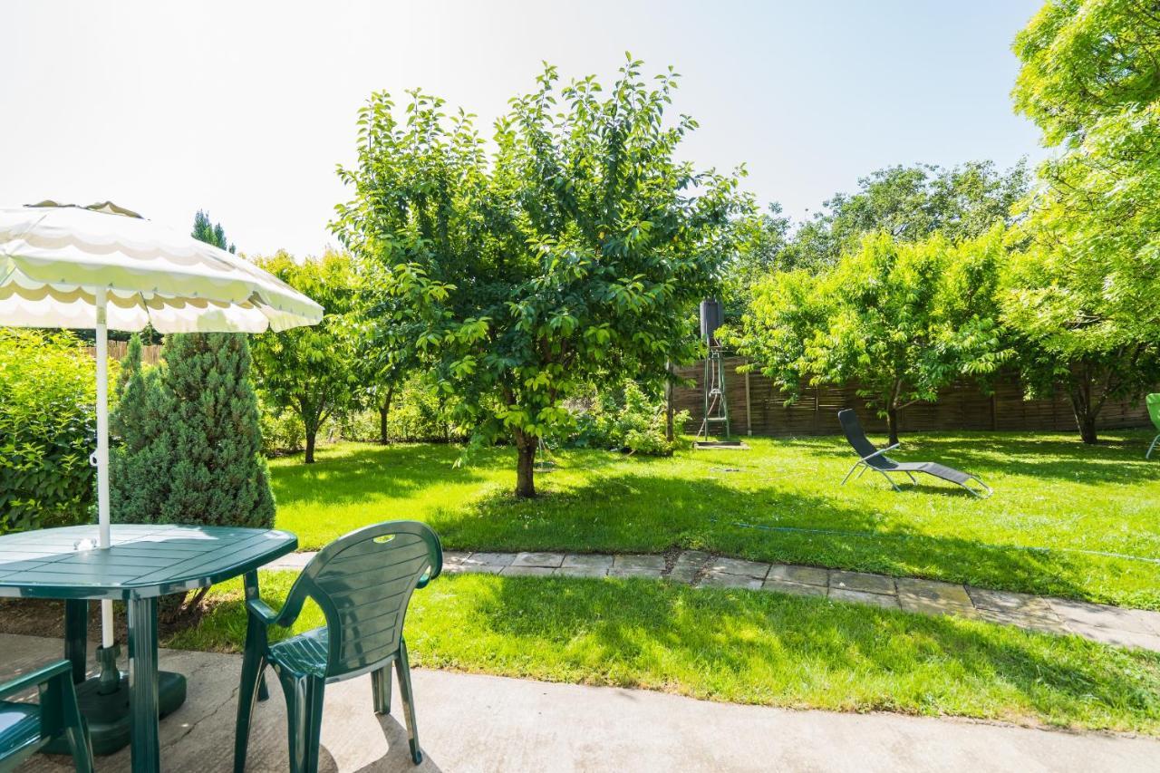 Regőczy Vendégház Zamárdi Exterior foto